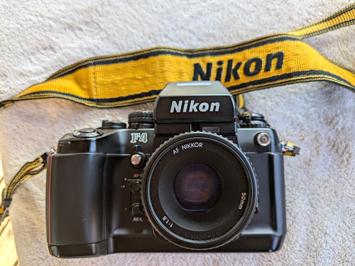 Nikon spiegelreflexkamera - f4,